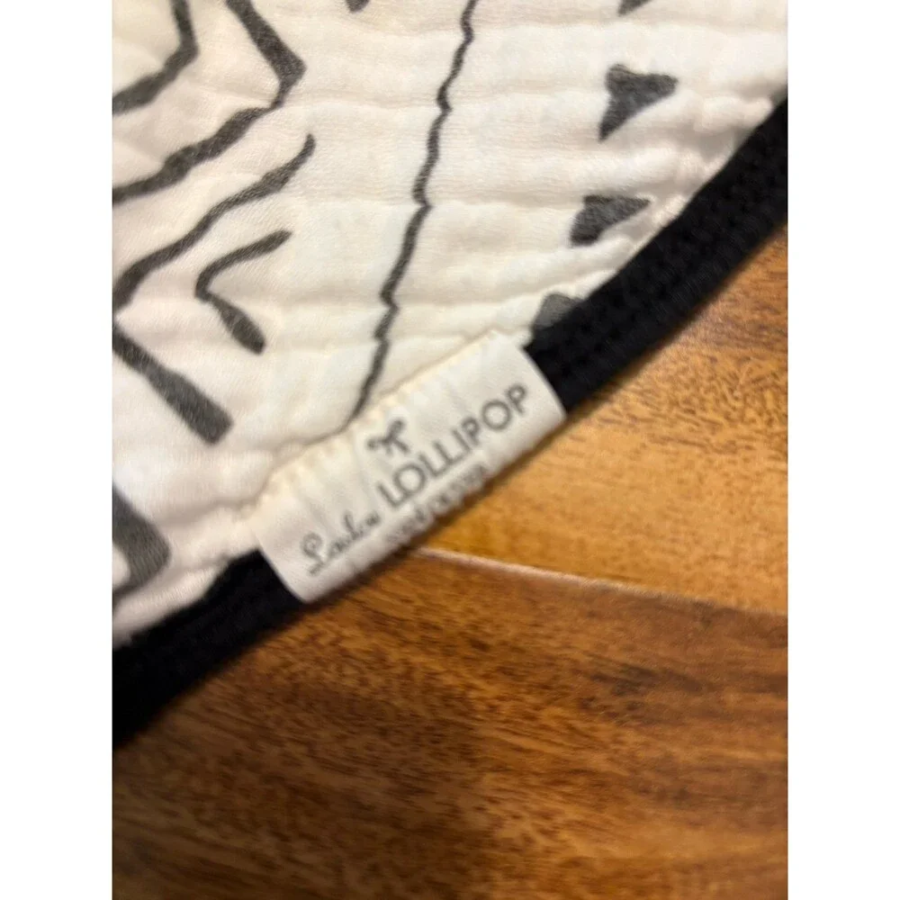 LouLou Lollipop Muslin Bandana Bibs, Black and White